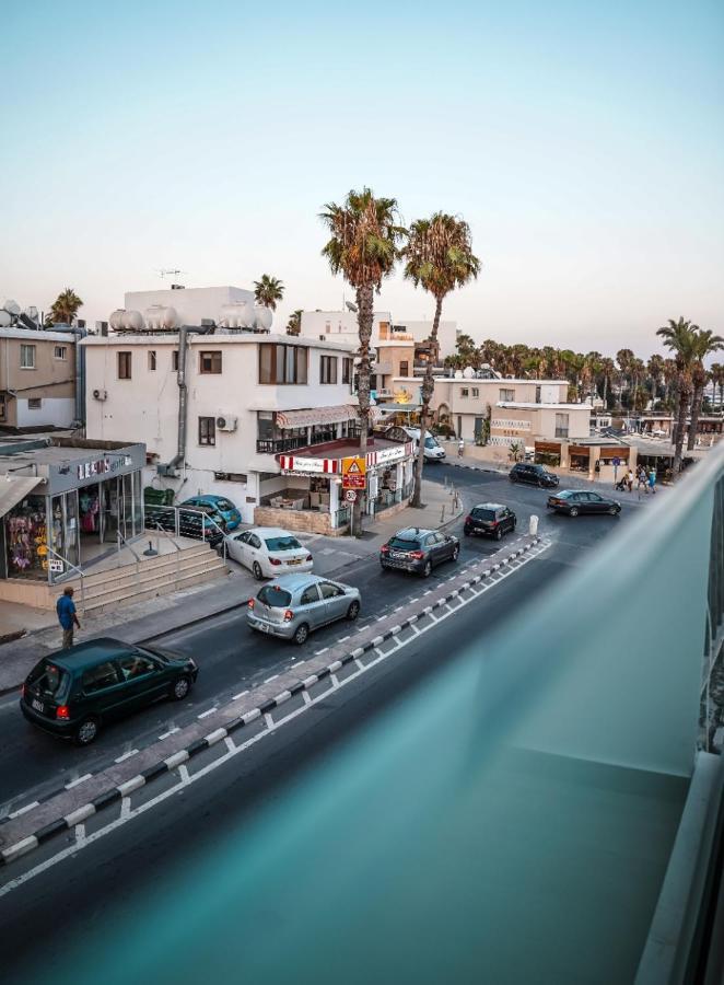 Cosea Living: Seaside Elegant In Harbour 112 Paphos